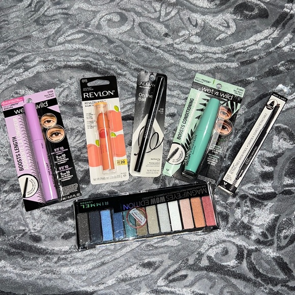 Other - Brand new make up bundle